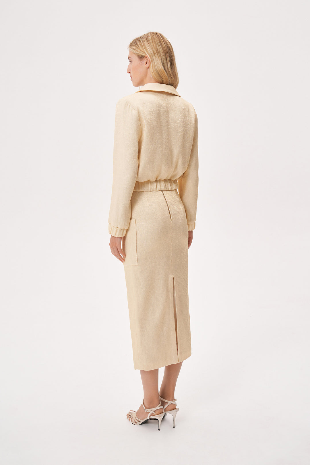 Fitted cropped jacket