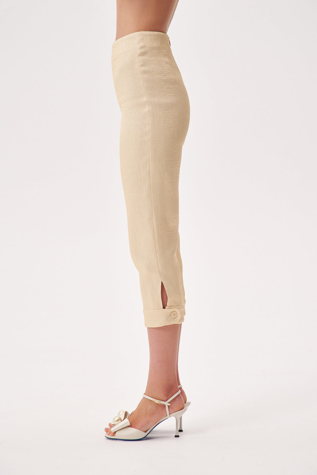 Straight cropped trousers