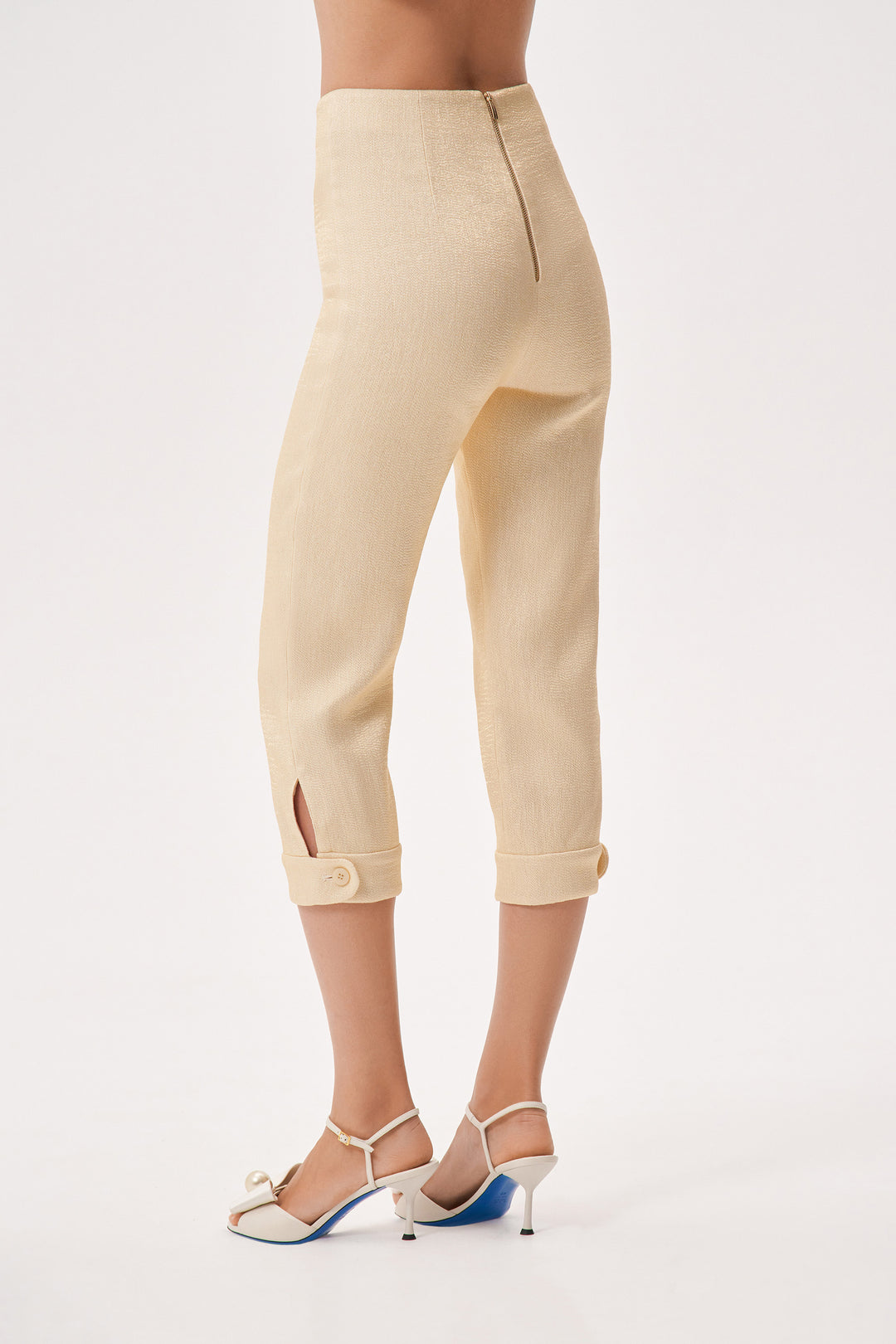 Straight cropped trousers