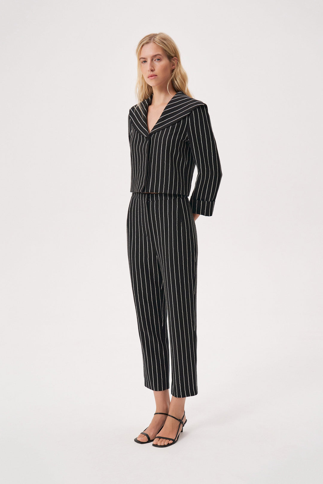 Slim-fit striped linen trousers