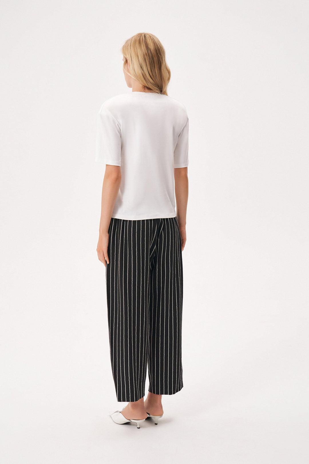 Wide-leg striped linen trousers