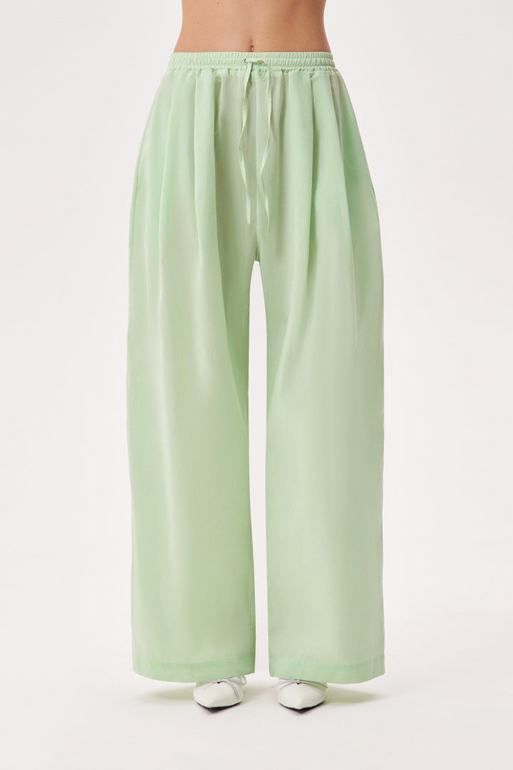 Voluminous cotton pants