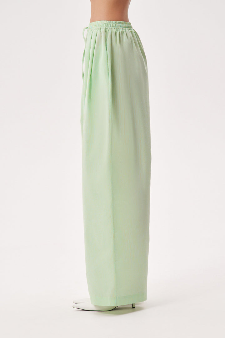 Voluminous cotton pants