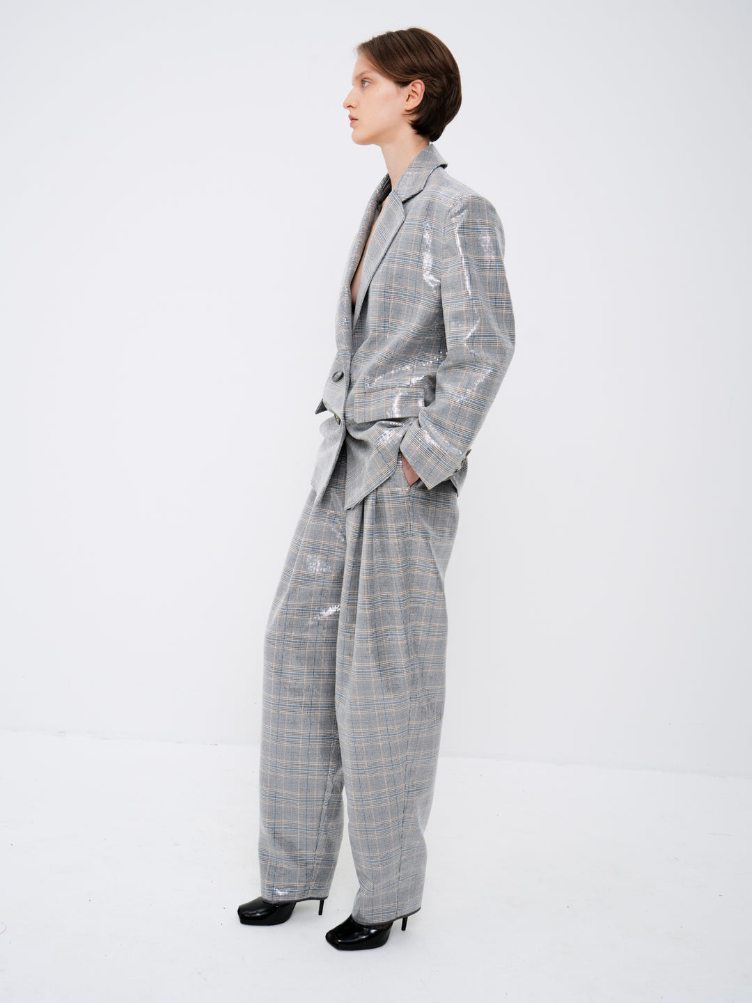 Suiting-fabric trousers embellished with transparent sequins