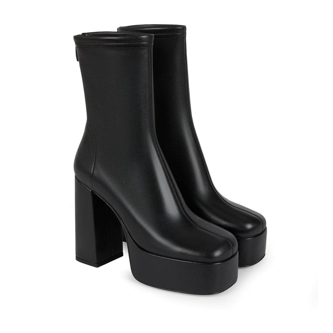 Women’s ankle boots EKONIKA × KALMANOVICH