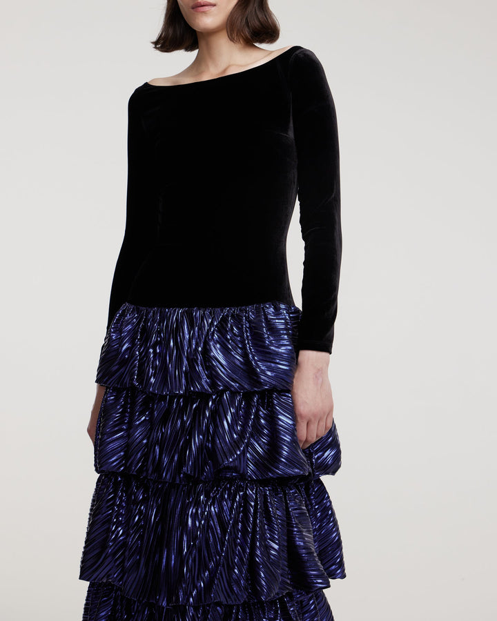 Longsleeved maxi dress with ruffled skirt
