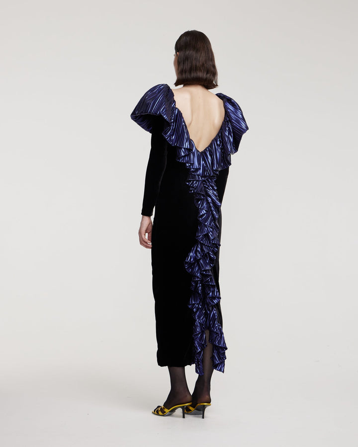 Velvet longsleeved dress with collar