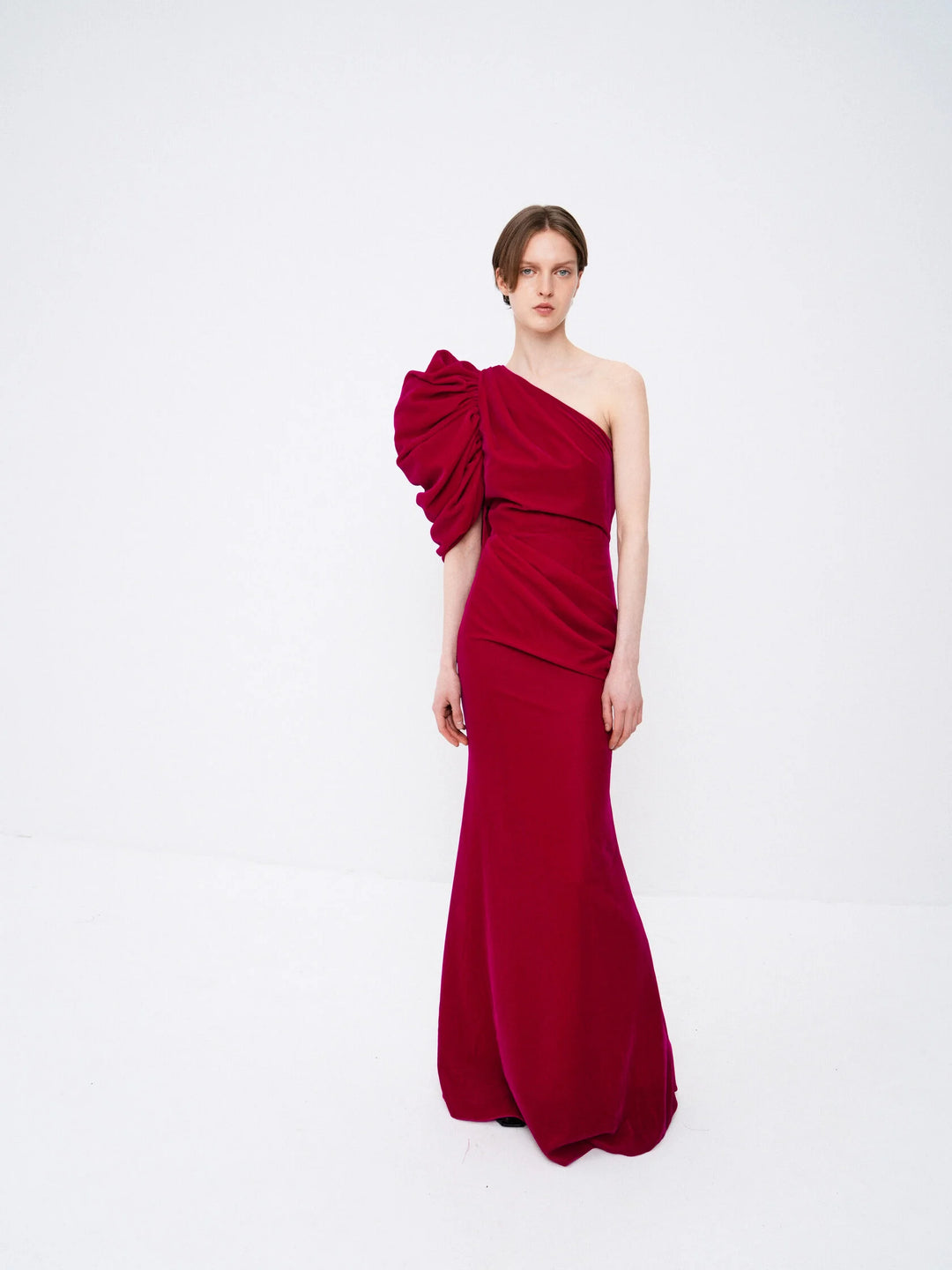 Velvet maxi dress with voluminous sleeves