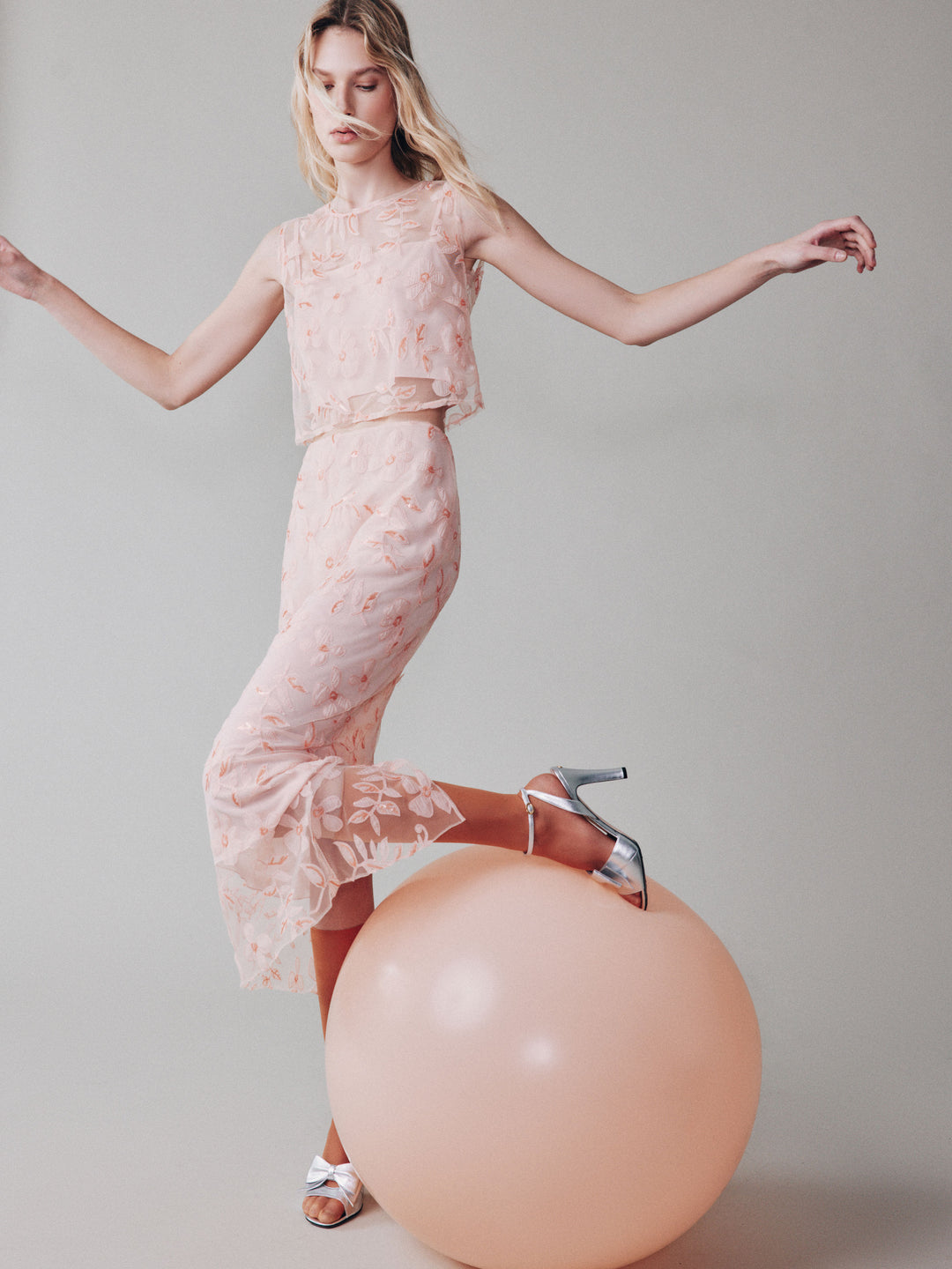 Floral appliqué midi skirt