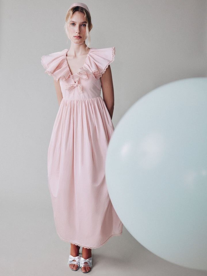 Taffeta dress with a ruffled neckline