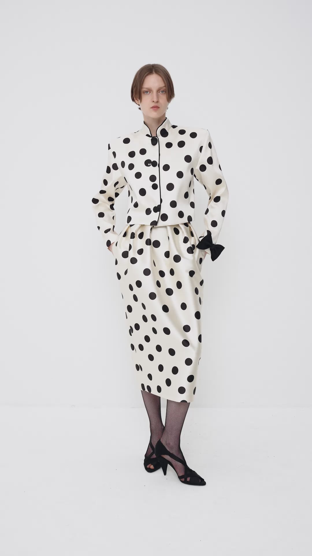 Polka-dot tulip skirt