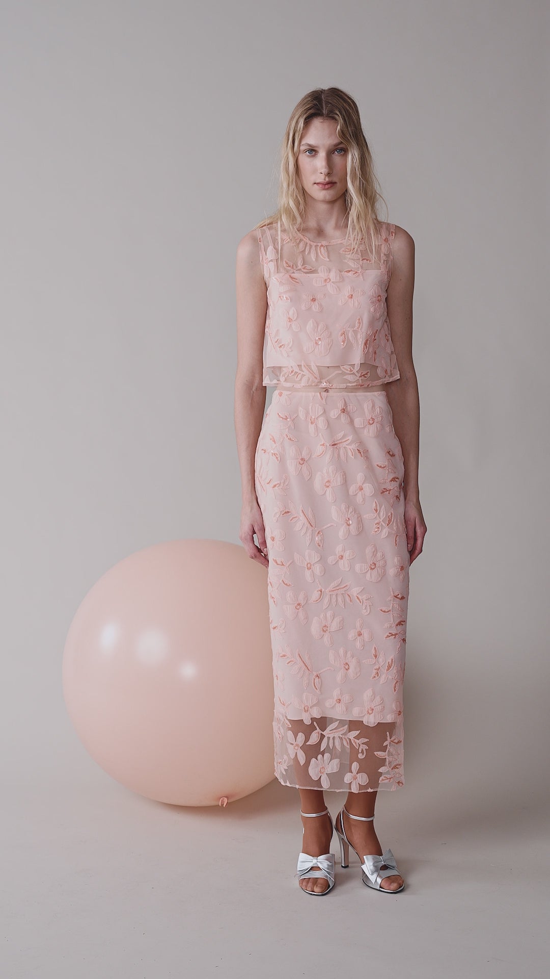 Floral appliqué midi skirt