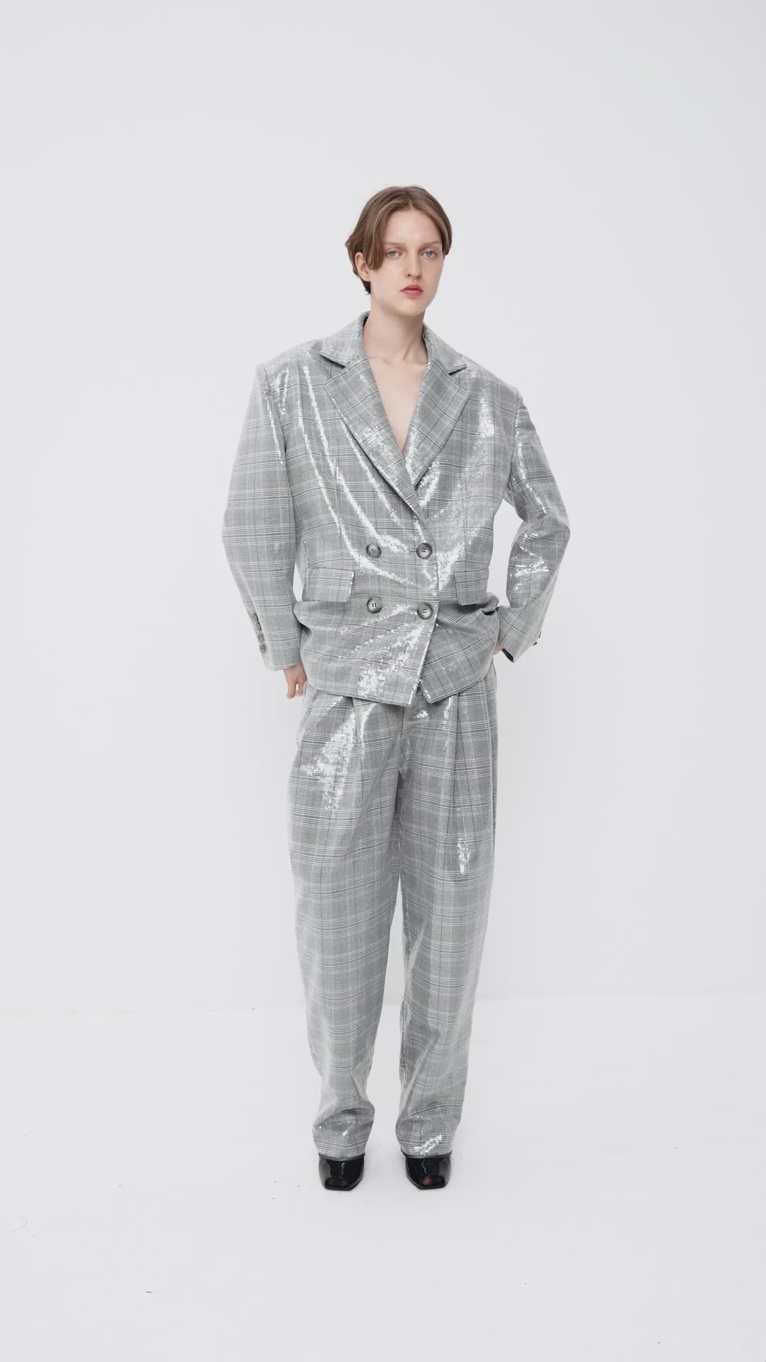 Suiting-fabric trousers embellished with transparent sequins