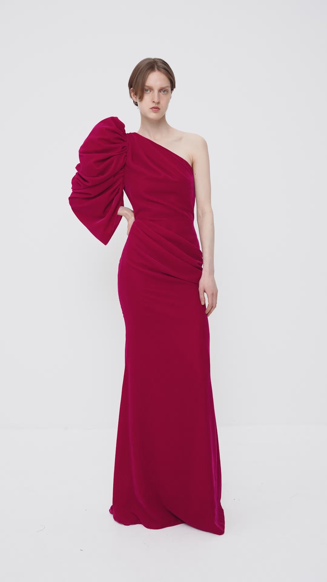 Velvet maxi dress with voluminous sleeves